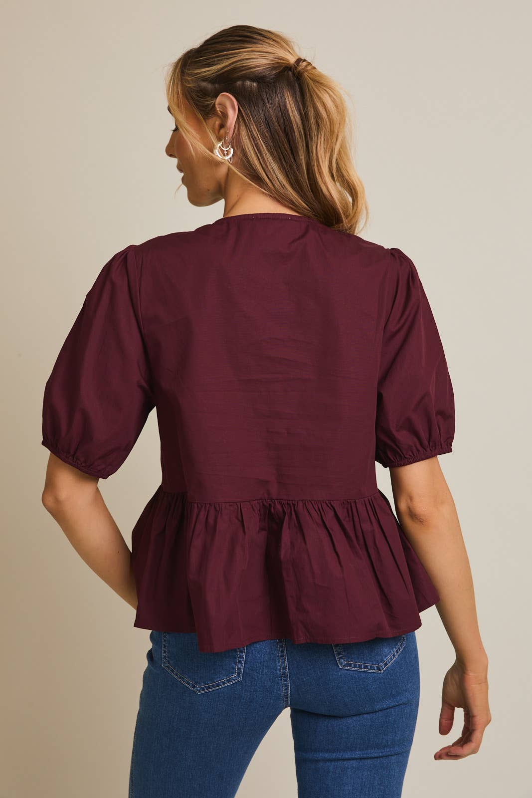 Gilli Front Ties Puff Half Sleeve Blouse