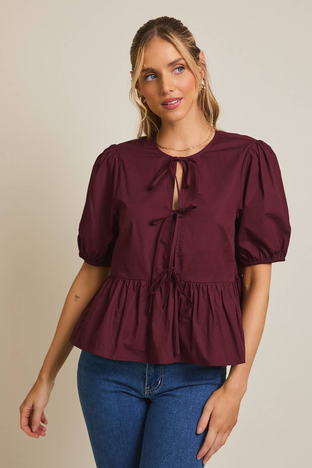 Gilli Front Ties Puff Half Sleeve Blouse